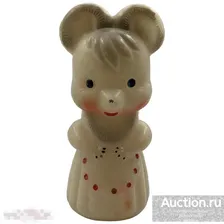 Пластиковая игрушка "Мышка в фартуке" 1970-1980 гг. СССР
